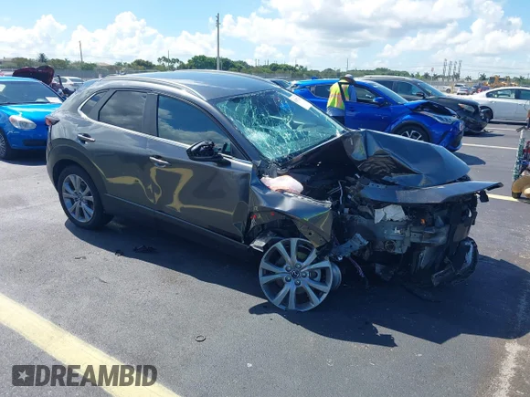 ✅ 2023 Mazda CX-30 S Carbon Edition • VIN: 3MVDMBCM2PM509027 • Лот: 42972764. Опубліковано раніше на IAAI з пробігом Не вказано. Безкоштовний доступ до архіву аукціонних продажів зі США та докладний звіт про історію автомобіля на DreamBid. Зображення 1.