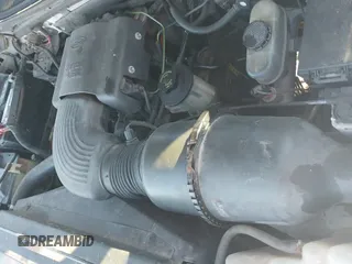 ✅ 2001 Ford F-150 XL • VIN: 1FTRX17W61KF65488 • Lot: 40807535. Listed on IAAI with 298,274 mi. Free auction sales archive from the USA and detailed vehicle history report at DreamBid. Image 18.