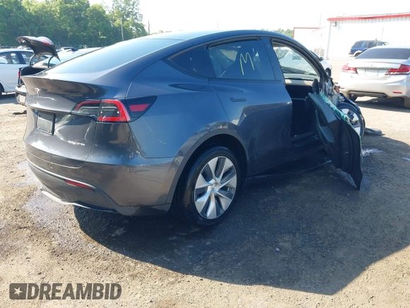 ✅ 2021 Tesla Model Y Long Range • VIN: 5YJYGDEE2MF069841 • Лот: 45132847. Опубліковано раніше на IAAI з пробігом Не вказано. Безкоштовний доступ до архіву аукціонних продажів зі США та докладний звіт про історію автомобіля на DreamBid. Зображення 4.