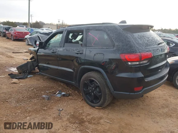 ✅ 2019 Jeep Grand Cherokee Laredo E • VIN: 1C4RJEAG8KC572352 • Lot: 43955758. Wystawiony na IAAI z przebiegiem Nie podano. Bezpłatny archiwum sprzedaży aukcyjnych z USA i szczegółowy raport historii pojazdu na DreamBid. Zdjęcie 3.