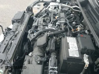 ✅ 2025 Toyota Corolla FX • VIN: 5YFB4MCE5SP223364 • Lot: 43165257. Wystawiony na IAAI z przebiegiem 19 496 mil. Bezpłatny archiwum sprzedaży aukcyjnych z USA i szczegółowy raport historii pojazdu na DreamBid. Zdjęcie 20.