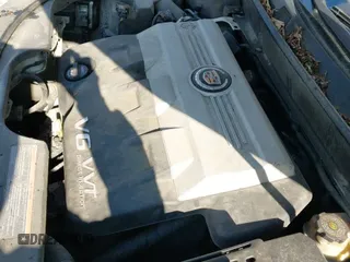 ✅ 2010 Cadillac SRX Premium Collection • VIN: 3GYFNFEYXAS580231 • Lot: 43592082. Wystawiony na IAAI z przebiegiem 196 498 mil. Bezpłatny archiwum sprzedaży aukcyjnych z USA i szczegółowy raport historii pojazdu na DreamBid. Zdjęcie 12.