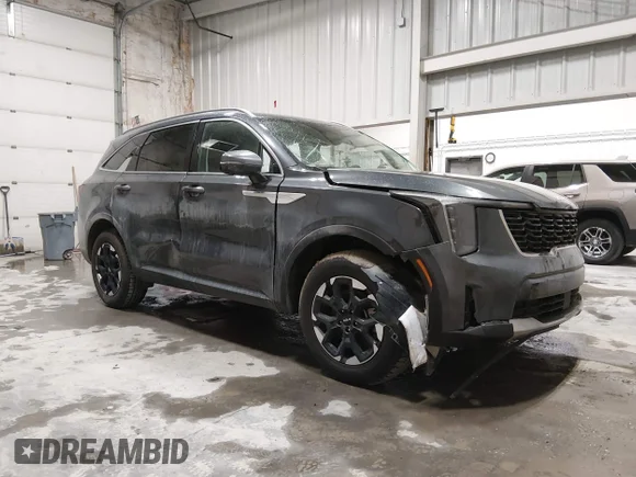 ✅ 2024 Kia Sorento S • VIN: 5XYRLDJC0RG260985 • Lot: 44870762. Listed on IAAI with 31,235 mi. Free auction sales archive from the USA and detailed vehicle history report at DreamBid. Image 1.