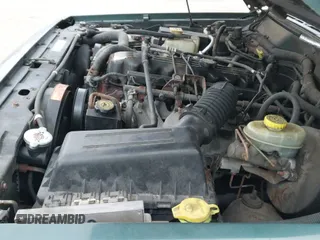 ✅ 1999 Jeep Cherokee Sport • VIN: 1J4FF68S5XL546295 • Lot: 43660245. Wystawiony na IAAI z przebiegiem 282 639 mil. Bezpłatny archiwum sprzedaży aukcyjnych z USA i szczegółowy raport historii pojazdu na DreamBid. Zdjęcie 12.