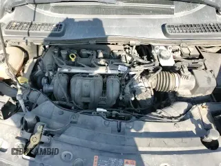 ✅ 2019 Ford Escape S • VIN: 1FMCU0F73KUB58362 • Лот: 82594025. Опубликован ранее на Copart с пробегом 93 162 миль. Бесплатный доступ к архиву аукционных продаж из США и подробный отчёт об истории автомобиля на DreamBid. Изображение 16.