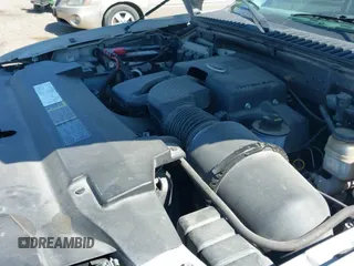 ✅ 2004 Ford Expedition Special Service • VIN: 1FMPU16LX4LA62189 • Лот: 42663301. Опубликован ранее на IAAI с пробегом 160 043 миль. Бесплатный доступ к архиву аукционных продаж из США и подробный отчёт об истории автомобиля на DreamBid. Изображение 12.