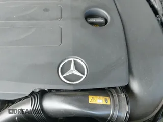 ✅ 2022 Mercedes-Benz C 300 • VIN: W1KWK8EB6NG112674 • Lot: 41773696. Wystawiony na IAAI z przebiegiem 26 242 mil. Bezpłatny archiwum sprzedaży aukcyjnych z USA i szczegółowy raport historii pojazdu na DreamBid. Zdjęcie 20.