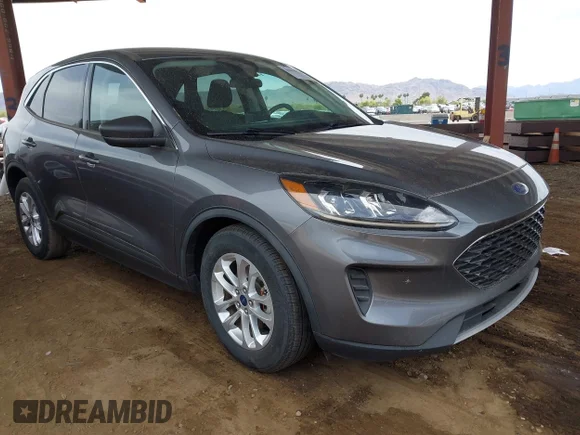✅ 2022 Ford Escape SE • VIN: 1FMCU0G63NUB30801 • Lot: 44498167. Listed on IAAI with 84,090 mi. Free auction sales archive from the USA and detailed vehicle history report at DreamBid. Image 1.