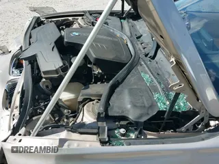 ✅ 2015 BMW 3 Series 320i • VIN: WBA3B1C53FK137836 • Lot: 43665476. Wystawiony na IAAI z przebiegiem 119 614 mil. Bezpłatny archiwum sprzedaży aukcyjnych z USA i szczegółowy raport historii pojazdu na DreamBid. Zdjęcie 19.