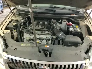 ✅ 2008 Mercury Sable Premier • VIN: 1MEHM42W28G604716 • Lot: 82146064. Wystawiony na Copart z przebiegiem 156 014 mil. Bezpłatny archiwum sprzedaży aukcyjnych z USA i szczegółowy raport historii pojazdu na DreamBid. Zdjęcie 13.