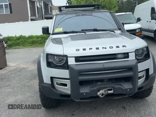 ✅ 2020 Land Rover Defender First Edition • VIN: SALE17EUXL2002718 • Lot: 57703135. Wystawiony na Copart z przebiegiem 84 285 mil. Bezpłatny archiwum sprzedaży aukcyjnych z USA i szczegółowy raport historii pojazdu na DreamBid. Zdjęcie 11.