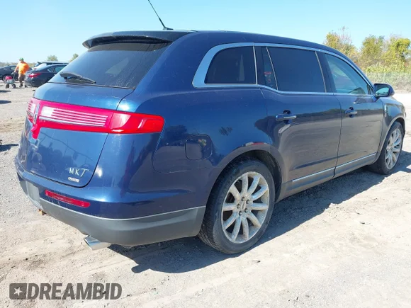 ✅ 2012 Lincoln MKT EcoBoost • VIN: 2LMHJ5AT1CBL52609 • Лот: 43345358. Опубликован ранее на IAAI с пробегом 251 076 миль. Бесплатный доступ к архиву аукционных продаж из США и подробный отчёт об истории автомобиля на DreamBid. Изображение 4.