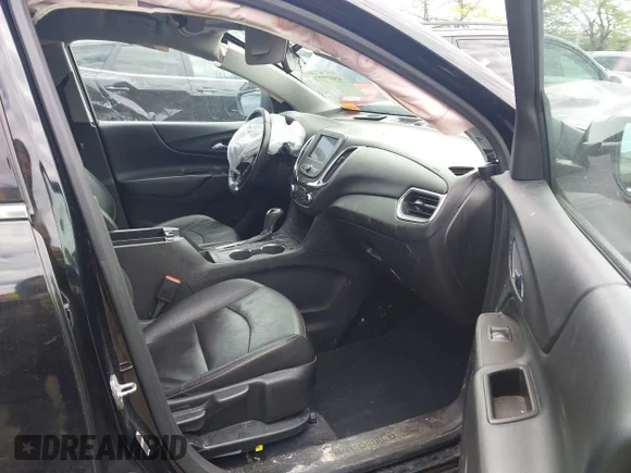 ✅ 2020 Chevrolet Equinox LT • VIN: 3GNAXUEV7LL283250 • Lot: 45077771. Wystawiony na IAAI z przebiegiem 102 234 mil. Bezpłatny archiwum sprzedaży aukcyjnych z USA i szczegółowy raport historii pojazdu na DreamBid. Zdjęcie 5.