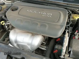 ✅ 2015 Chrysler 200 Limited • VIN: 1C3CCCAB7FN703925 • Lot: 43728662. Wystawiony na IAAI z przebiegiem 207 509 mil. Bezpłatny archiwum sprzedaży aukcyjnych z USA i szczegółowy raport historii pojazdu na DreamBid. Zdjęcie 14.