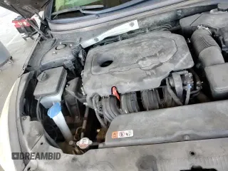 2017 Hyundai Sonata SE с VIN 5NPE24AF5HH555129, выставлен на аукционе Copart как лот 82622995 с пробегом 95 868 миль миль и Списание • Salvage title. История ставок и продаж доступна на DreamBid. Изображение 14.