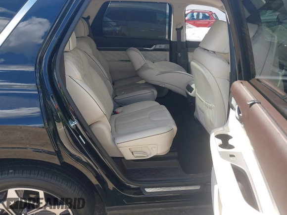 ✅ 2021 Hyundai Palisade Calligraphy • VIN: KM8R7DHE4MU256775 • Lot: 43122301. Wystawiony na IAAI z przebiegiem Nie podano. Bezpłatny archiwum sprzedaży aukcyjnych z USA i szczegółowy raport historii pojazdu na DreamBid. Zdjęcie 8.