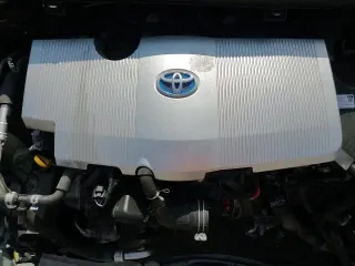 ✅ 2018 Toyota Prius Two • VIN: JTDKBRFU7J3592191 • Лот: 68127645. Опубликован ранее на Copart с пробегом 53 599 миль. Бесплатный доступ к архиву аукционных продаж из США и подробный отчёт об истории автомобиля на DreamBid. Изображение 16.