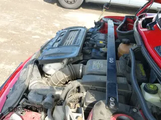 ✅ 2006 MINI Convertible S • VIN: WMWRH33596TK58563 • Lot: 42210790. Listed on IAAI with 102,476 mi. Free auction sales archive from the USA and detailed vehicle history report at DreamBid. Image 19.