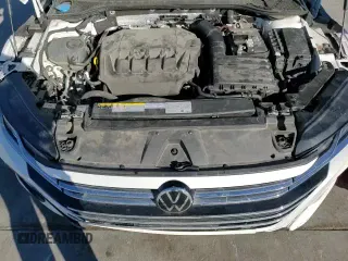 ✅ 2023 Volkswagen Arteon SEL R-Line • VIN: WVWSR7AN8PE011942 • Lot: 84512674. Listed on Copart with 37,080 mi. Free auction sales archive from the USA and detailed vehicle history report at DreamBid. Image 13.