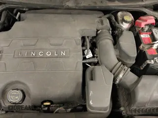 ✅ 2018 Lincoln MKT • VIN: 2LMHJ5NK8JBL02014 • Lot: 41489437. Wystawiony na IAAI z przebiegiem 298 510 mil. Bezpłatny archiwum sprzedaży aukcyjnych z USA i szczegółowy raport historii pojazdu na DreamBid. Zdjęcie 20.