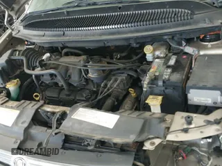 ✅ 2005 Chrysler Town & Country Touring • VIN: 2C4GP54L45R328496 • Lot: 43519240. Listed on IAAI with 170,882 mi. Free auction sales archive from the USA and detailed vehicle history report at DreamBid. Image 20.