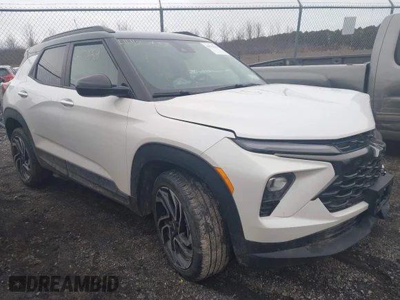 ✅ 2025 Chevrolet TrailBlazer RS • VIN: KL79MUSL7SB205328 • Lot: 44127558. Listed on IAAI with 3,694 mi. Free auction sales archive from the USA and detailed vehicle history report at DreamBid. Image 1.