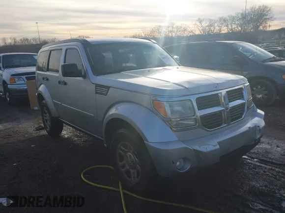 ✅ 2011 Dodge Nitro SE • VIN: 1D4PT2GK7BW599474 • Lot: 44097163. Wystawiony na IAAI z przebiegiem 227 871 mil. Bezpłatny archiwum sprzedaży aukcyjnych z USA i szczegółowy raport historii pojazdu na DreamBid. Zdjęcie 1.