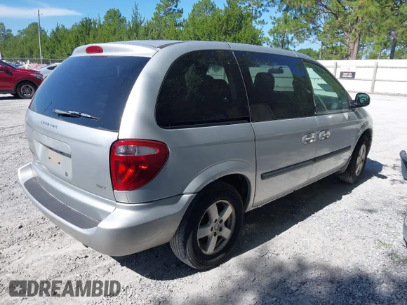 ✅ 2005 Dodge Caravan SXT • VIN: 1D4GP45R35B339214 • Лот: 42565912. Опубліковано раніше на IAAI з пробігом 206 078 миль. Безкоштовний доступ до архіву аукціонних продажів зі США та докладний звіт про історію автомобіля на DreamBid. Зображення 4.