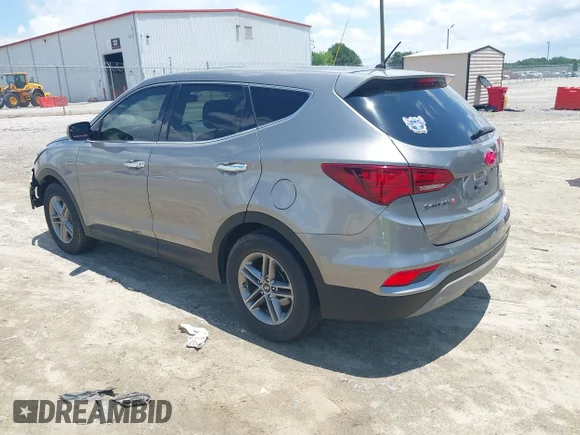 ✅ 2018 Hyundai Santa Fe 2.4L • VIN: 5NMZT3LBXJH098534 • Lot: 45448899. Wystawiony na IAAI z przebiegiem 153 697 mil. Bezpłatny archiwum sprzedaży aukcyjnych z USA i szczegółowy raport historii pojazdu na DreamBid. Zdjęcie 3.