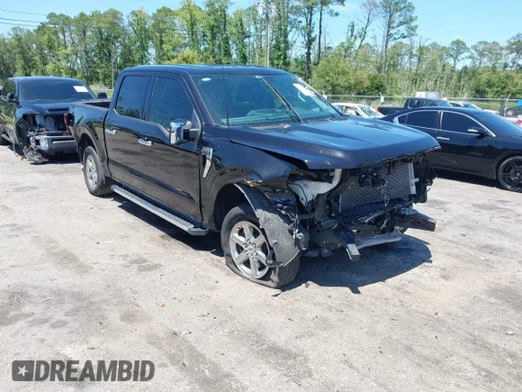 ✅ 2024 Ford F-150 XLT • VIN: 1FTEW3K80RKF77640 • Лот: 45286234. Опубликован ранее на IAAI с пробегом 63 506 миль. Бесплатный доступ к архиву аукционных продаж из США и подробный отчёт об истории автомобиля на DreamBid. Изображение 1.