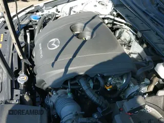 ✅ 2022 Mazda 3 S • VIN: JM1BPAJL5N1516505 • Lot: 41801842. Wystawiony na IAAI z przebiegiem 16 459 mil. Bezpłatny archiwum sprzedaży aukcyjnych z USA i szczegółowy raport historii pojazdu na DreamBid. Zdjęcie 18.