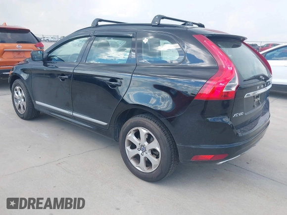 ✅ 2016 Volvo XC60 T5 Drive-E • VIN: YV440MDJXG2849611 • Lot: 43415182. Wystawiony na IAAI z przebiegiem 74 034 mil. Bezpłatny archiwum sprzedaży aukcyjnych z USA i szczegółowy raport historii pojazdu na DreamBid. Zdjęcie 3.