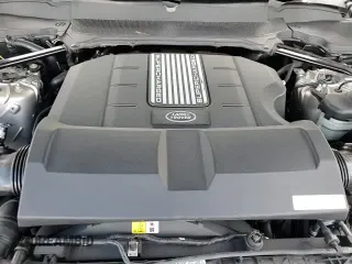 ✅ 2019 Land Rover Range Rover • VIN: SALGS2RE9KA540620 • Lot: 81919415. Listed on Copart with 55,815 mi. Free auction sales archive from the USA and detailed vehicle history report at DreamBid. Image 14.