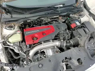 ✅ 2017 Honda Civic Type R Touring • VIN: SHHFK8G79HU201607 • Lot: 70103405. Listed on Copart with 123,912 mi. Free auction sales archive from the USA and detailed vehicle history report at DreamBid. Image 16.