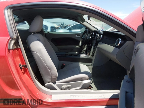 ✅ 2009 Ford Mustang • VIN: 1ZVHT80N195110881 • Lot: 45184132. Wystawiony na IAAI z przebiegiem 145 380 mil. Bezpłatny archiwum sprzedaży aukcyjnych z USA i szczegółowy raport historii pojazdu na DreamBid. Zdjęcie 5.