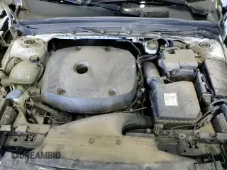 ✅ 2021 Volvo XC40 Momentum • VIN: YV4162UK4M2570679 • Lot: 80367345. Wystawiony na Copart z przebiegiem 193 401 mil. Bezpłatny archiwum sprzedaży aukcyjnych z USA i szczegółowy raport historii pojazdu na DreamBid. Zdjęcie 14.