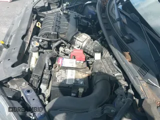 ✅ 2018 Nissan Sentra S • VIN: 3N1AB7APXJY282001 • Lot: 43695007. Wystawiony na IAAI z przebiegiem 91 238 mil. Bezpłatny archiwum sprzedaży aukcyjnych z USA i szczegółowy raport historii pojazdu na DreamBid. Zdjęcie 18.