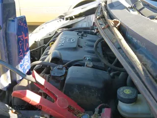 ✅ 2005 Scion xA • VIN: JTKKT624050113837 • Lot: 43684708. Wystawiony na IAAI z przebiegiem 176 696 mil. Bezpłatny archiwum sprzedaży aukcyjnych z USA i szczegółowy raport historii pojazdu na DreamBid. Zdjęcie 12.