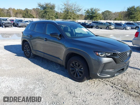 ✅ 2024 Mazda CX-50 S Premium • VIN: 7MMVABDM1RN203717 • Лот: 41402441. Опубліковано раніше на IAAI з пробігом 9 205 миль. Безкоштовний доступ до архіву аукціонних продажів зі США та докладний звіт про історію автомобіля на DreamBid. Зображення 1.