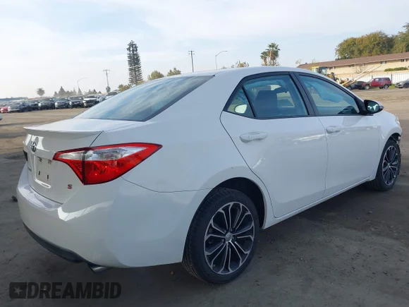 ✅ 2014 Toyota Corolla S Premium • VIN: 5YFBURHE5EP112081 • Lot: 43846755. Wystawiony na IAAI z przebiegiem 184 996 mil. Bezpłatny archiwum sprzedaży aukcyjnych z USA i szczegółowy raport historii pojazdu na DreamBid. Zdjęcie 4.