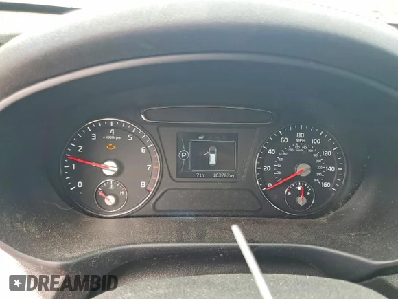 ✅ 2016 Kia Sorento LX • VIN: 5XYPG4A57GG156813 • Lot: 50463736. Wystawiony na Copart z przebiegiem 163 763 mil. Bezpłatny archiwum sprzedaży aukcyjnych z USA i szczegółowy raport historii pojazdu na DreamBid. Zdjęcie 9.