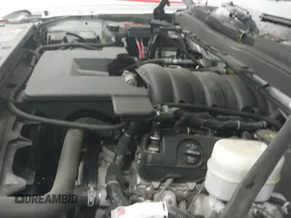 2015 Chevrolet Silverado 1500 LT z VIN 3GCUKREC5FG457751, wystawiony jako IAAI lot #42864420 z przebiegiem 133 732 mil mil oraz . Historia ofert i sprzedaży dostępna na DreamBid. Obrazek 19.