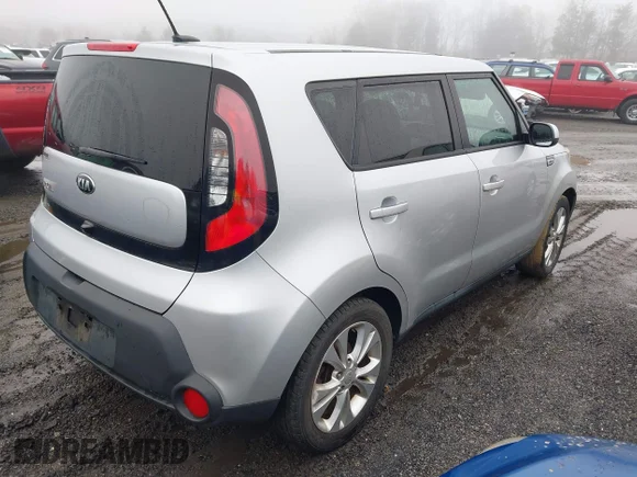 ✅ 2015 Kia Soul + • VIN: KNDJP3A50F7815360 • Lot: 44515043. Wystawiony na IAAI z przebiegiem 138 629 mil. Bezpłatny archiwum sprzedaży aukcyjnych z USA i szczegółowy raport historii pojazdu na DreamBid. Zdjęcie 4.