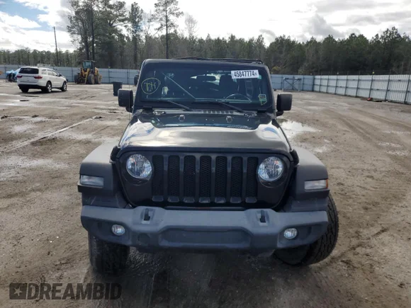 ✅ 2020 Jeep Wrangler Unlimited Sport Altitude • VIN: 1C4HJXDG6LW309912 • Lot: 45847774. Wystawiony na Copart z przebiegiem 37 846 mil. Bezpłatny archiwum sprzedaży aukcyjnych z USA i szczegółowy raport historii pojazdu na DreamBid. Zdjęcie 5.