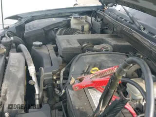 ✅ 2006 Chevrolet Colorado 1LT • VIN: 1GCDT136268249277 • Lot: 41284489. Wystawiony na IAAI z przebiegiem 73 642 mil. Bezpłatny archiwum sprzedaży aukcyjnych z USA i szczegółowy raport historii pojazdu na DreamBid. Zdjęcie 19.