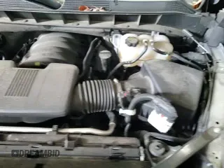 ✅ 2025 Chevrolet Silverado 1500 LT • VIN: 3GCUKDED2SG127135 • Lot: 90803045. Wystawiony na Copart z przebiegiem 34 903 mil. Bezpłatny archiwum sprzedaży aukcyjnych z USA i szczegółowy raport historii pojazdu na DreamBid. Zdjęcie 13.