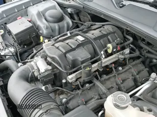 ✅ 2019 Dodge Challenger R/T • VIN: 2C3CDZBT3KH666611 • Lot: 43690180. Wystawiony na IAAI z przebiegiem 34 940 mil. Bezpłatny archiwum sprzedaży aukcyjnych z USA i szczegółowy raport historii pojazdu na DreamBid. Zdjęcie 20.