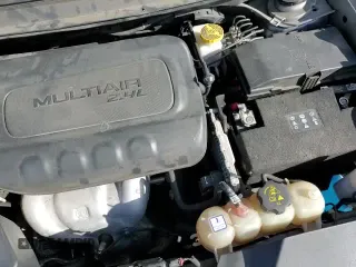 ✅ 2019 Jeep Cherokee Latitude Plus • VIN: 1C4PJLLB0KD296594 • Lot: 95763125. Listed on Copart with 87,923 mi. Free auction sales archive from the USA and detailed vehicle history report at DreamBid. Image 16.