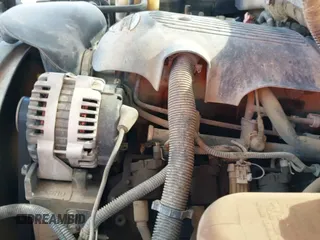 ✅ 2001 GMC Yukon SLE • VIN: 1GKEC13T21J134663 • Lot: 43312347. Listed on IAAI with 322,513 mi. Free auction sales archive from the USA and detailed vehicle history report at DreamBid. Image 12.