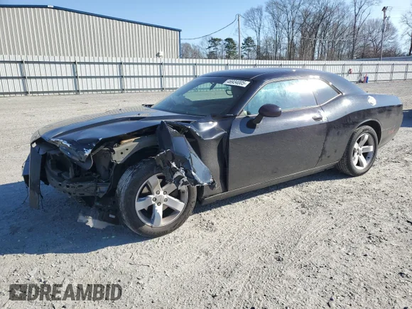 ✅ 2013 Dodge Challenger SXT • VIN: 2C3CDYAG1DH675146 • Lot: 46934005. Wystawiony na Copart z przebiegiem 219 415 mil. Bezpłatny archiwum sprzedaży aukcyjnych z USA i szczegółowy raport historii pojazdu na DreamBid. Zdjęcie 1.